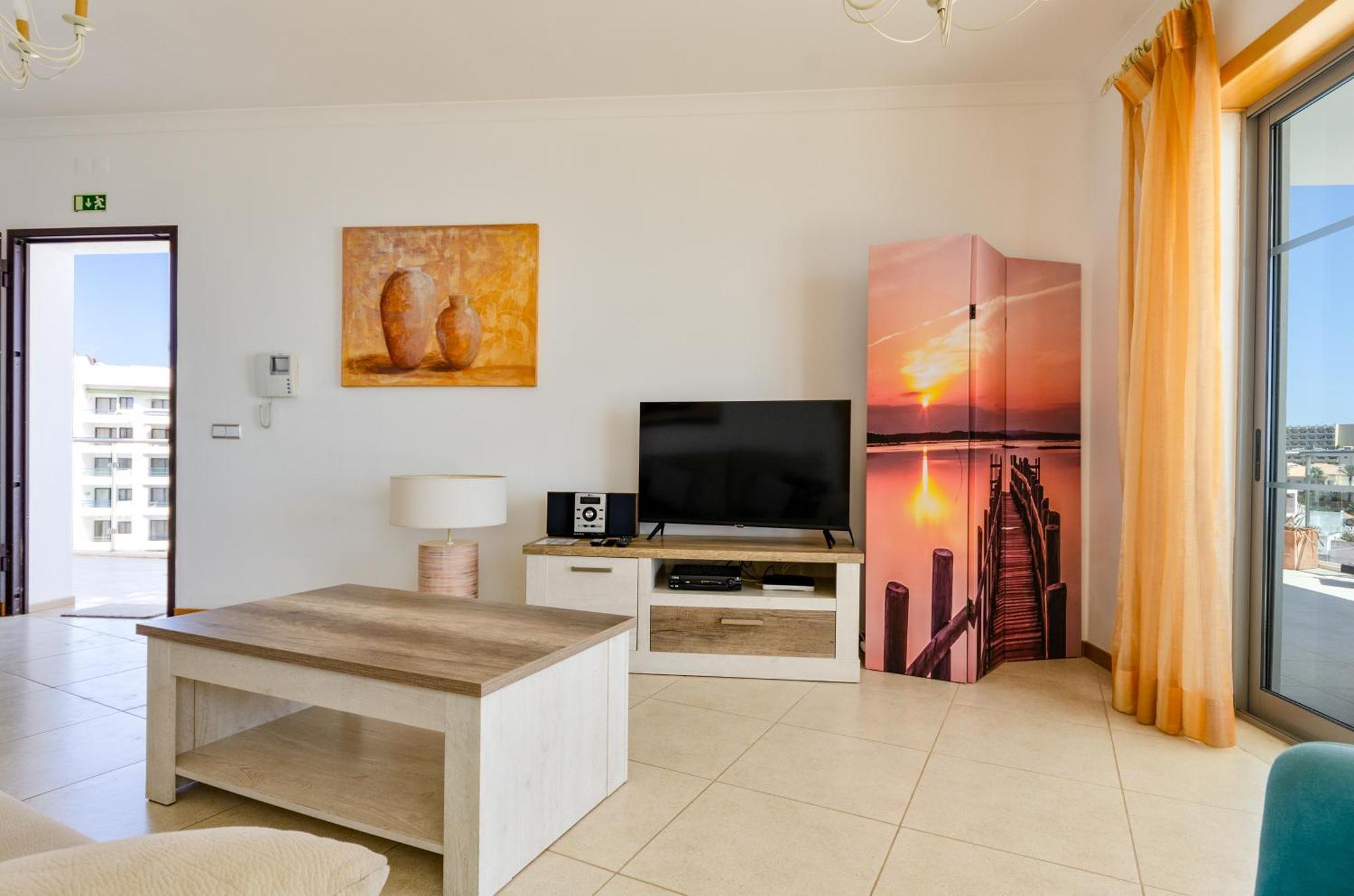 Apartment Penthouse Apartment, Superb Sea View 1 Bedroom, Verandas Do Mar At02 Albufeira
