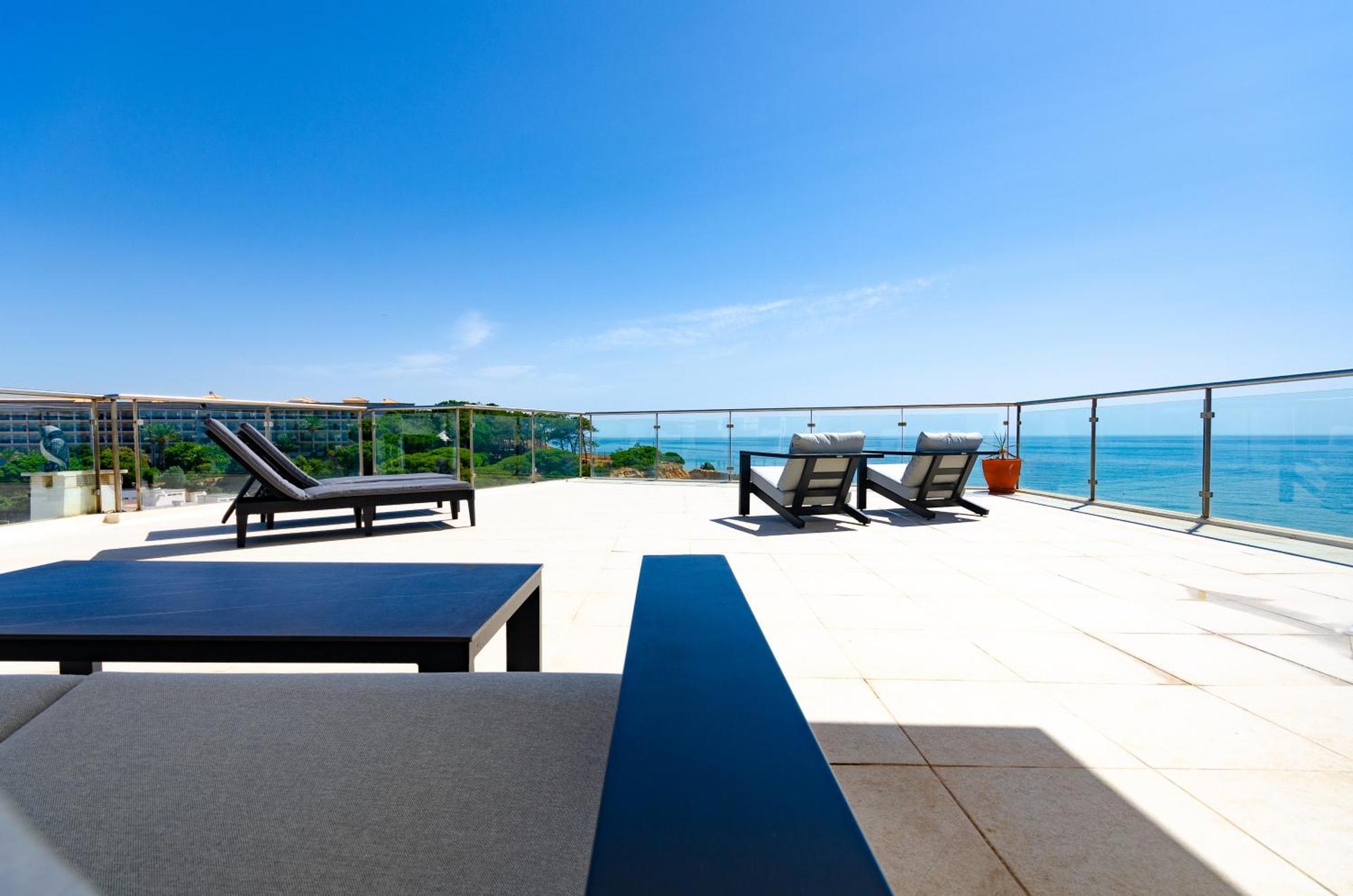 Penthouse Apartment, Superb Sea View 1 Bedroom, Verandas Do Mar At02 *