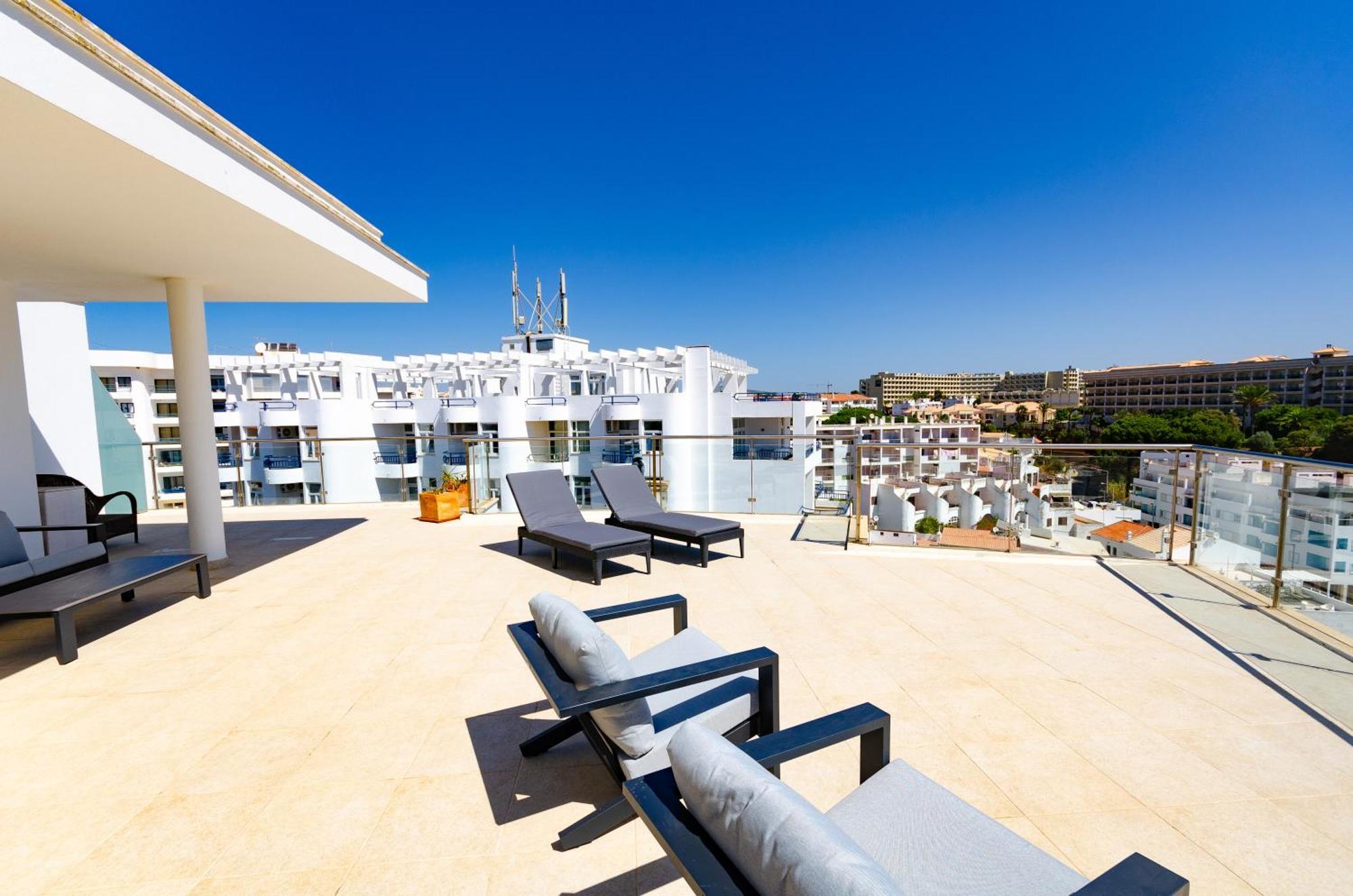 Penthouse Apartment, Superb Sea View 1 Bedroom, Verandas Do Mar At02 *