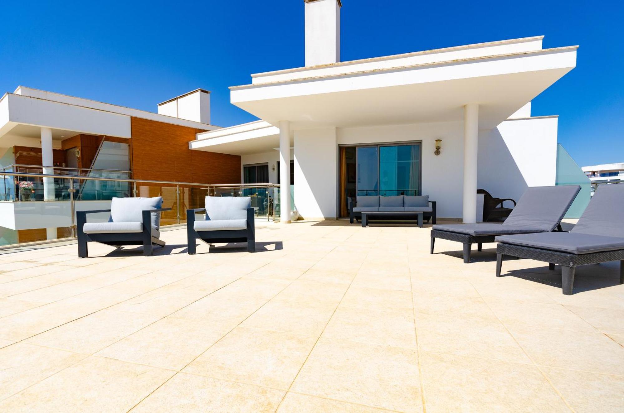 Penthouse Apartment, Superb Sea View 1 Bedroom, Verandas Do Mar At02 Apartment