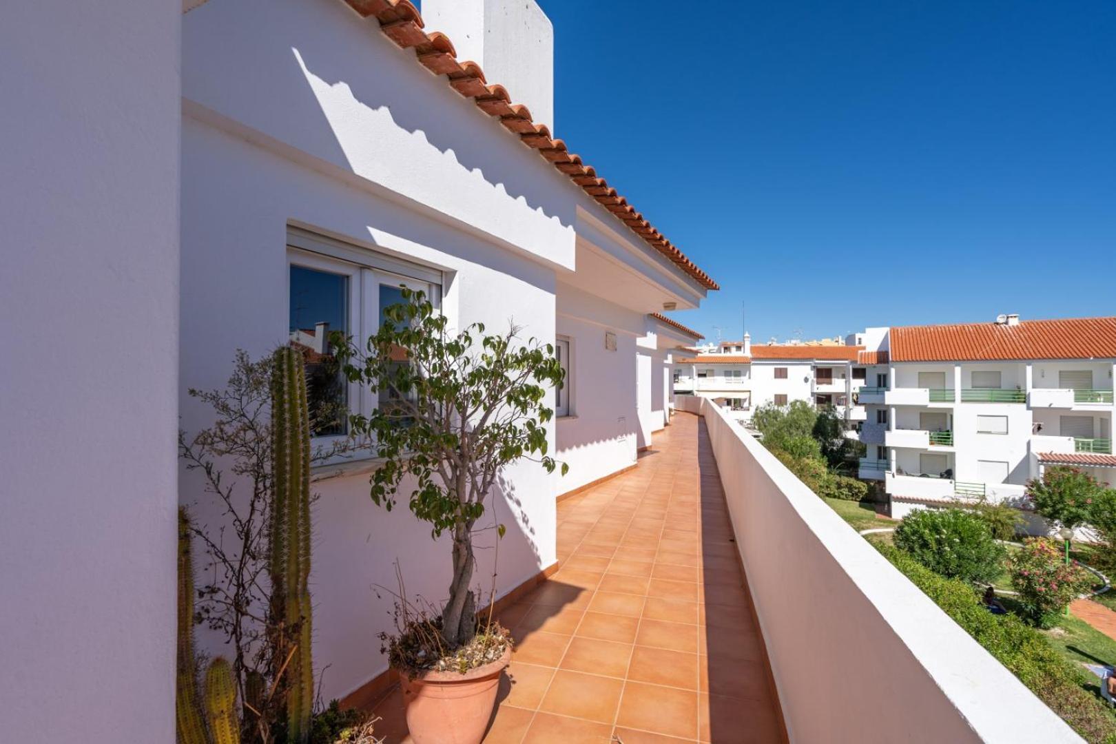 Beco Do Sol, * Albufeira