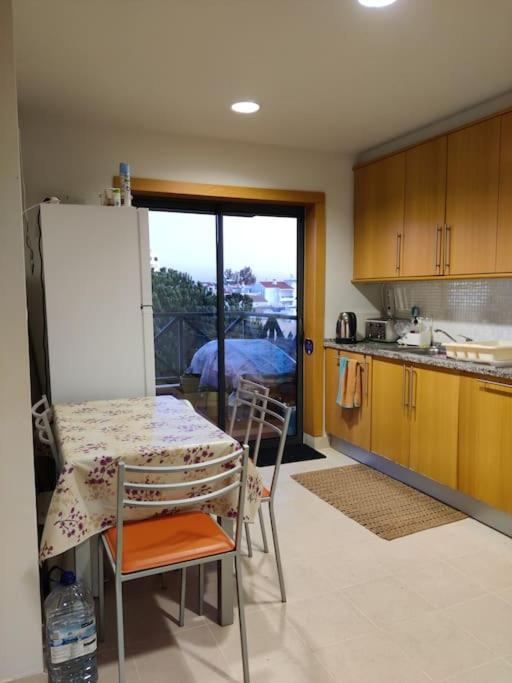 2 Bedroom Floor In Appartement *