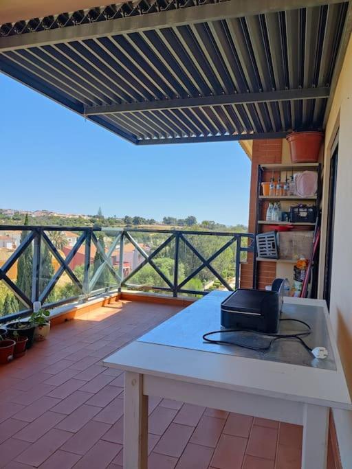 2 Bedroom Floor In Appartement *