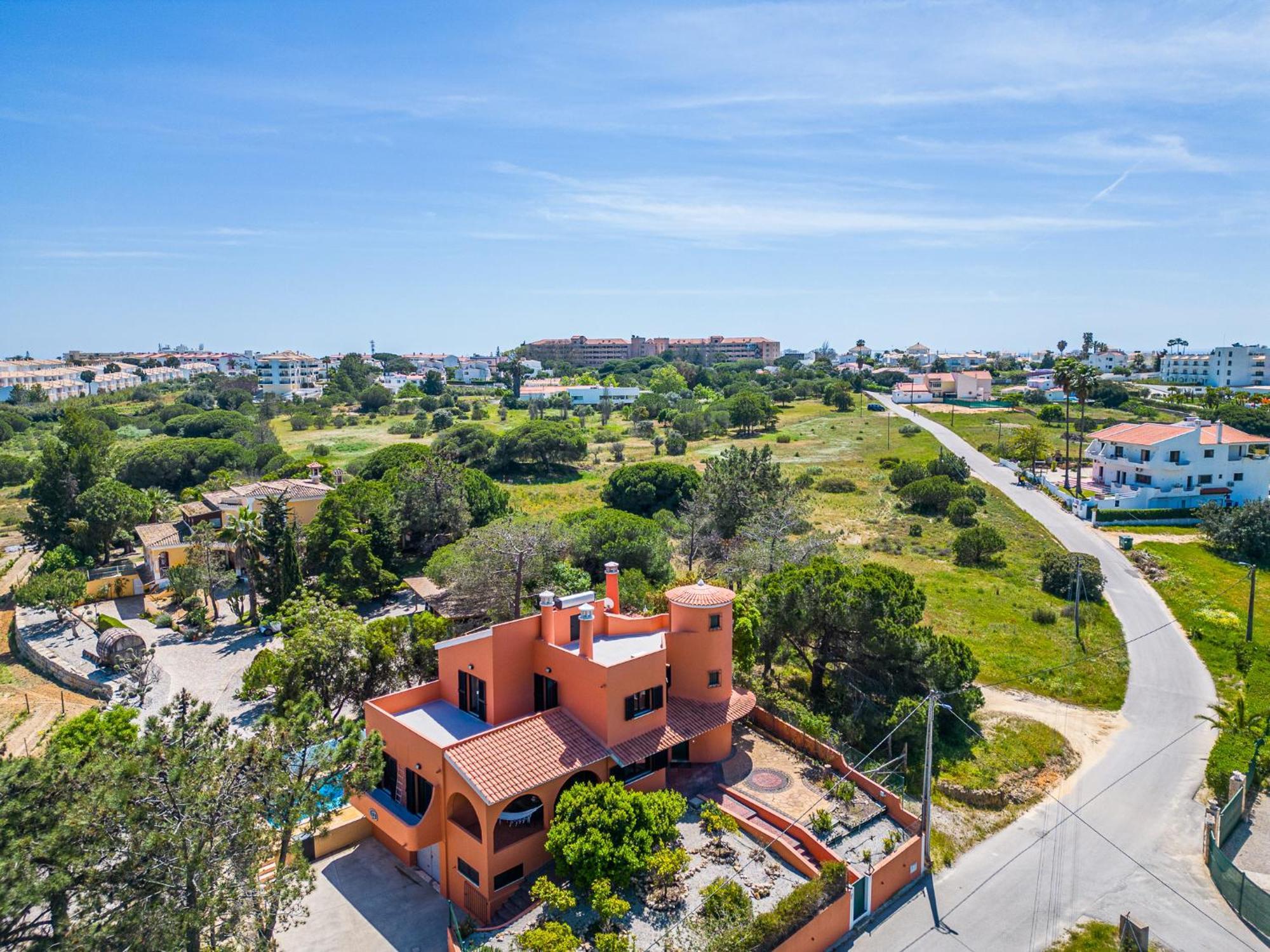 Orange Tree House * Albufeira