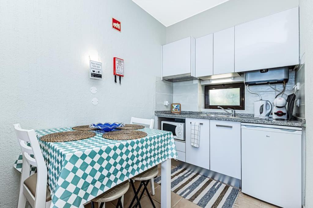 Appartement Avec Vue Et Piscine Algarve Portugal *