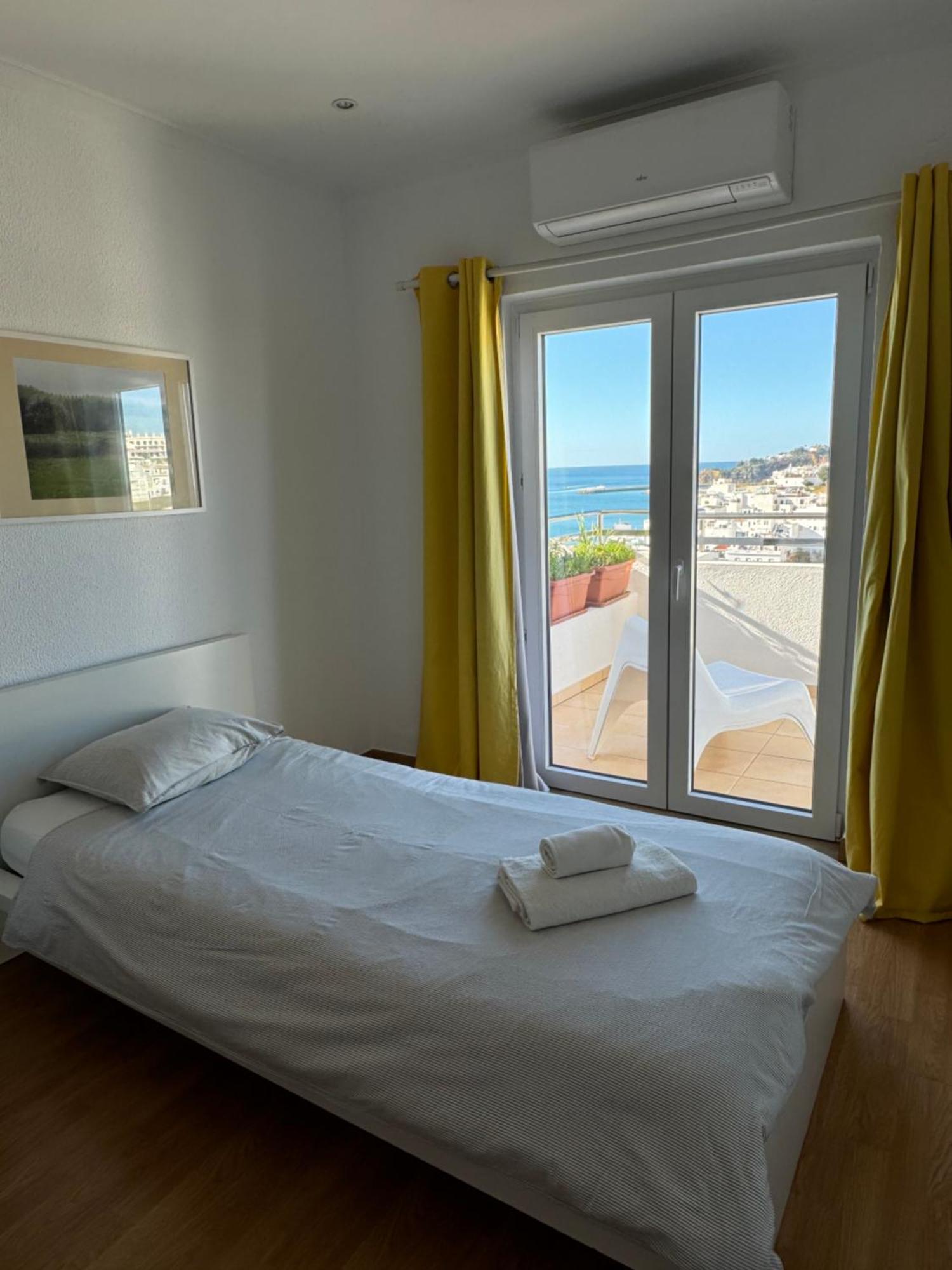 Apartment Fantastic View Over The Sea