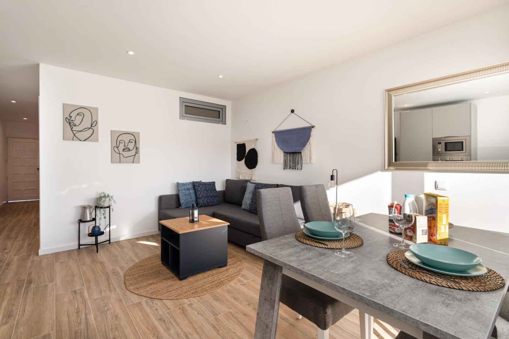 Tac - Blue Horizon Apartment