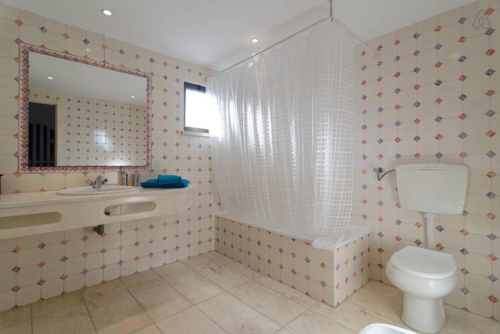 404 - Oura - 2 Bedroom - Sea View *