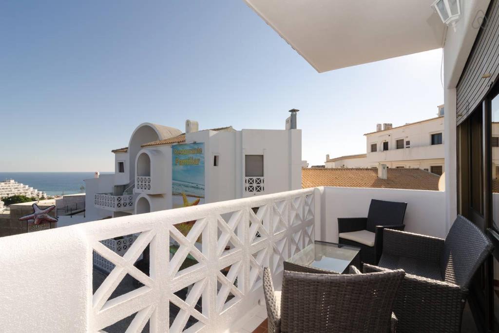 404 - Oura - 2 Bedroom - Sea View *