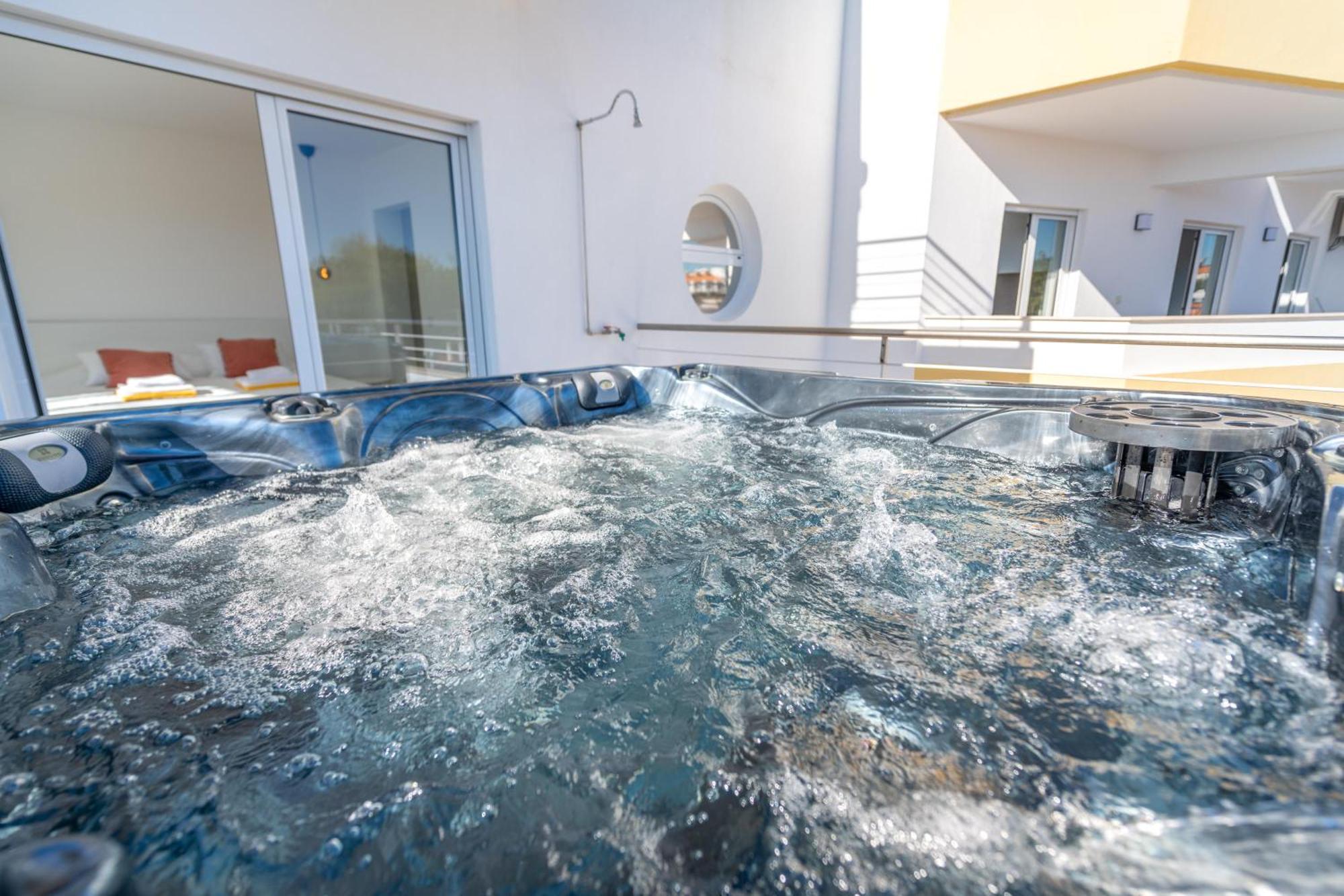 Ocean Drive - Oura - Jacuzzi - By Bedzy Apartment Albufeira
