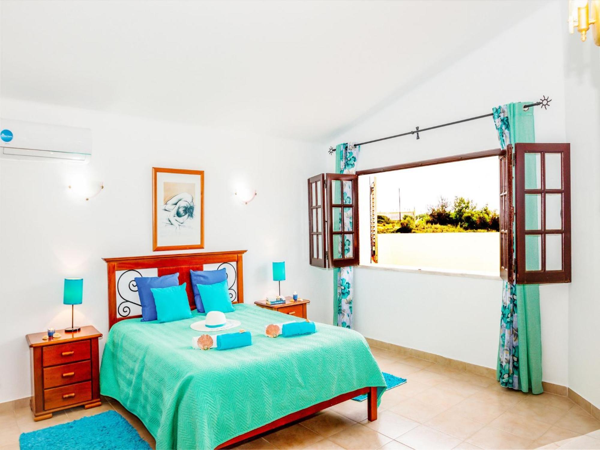 With Heatable Pool * Albufeira