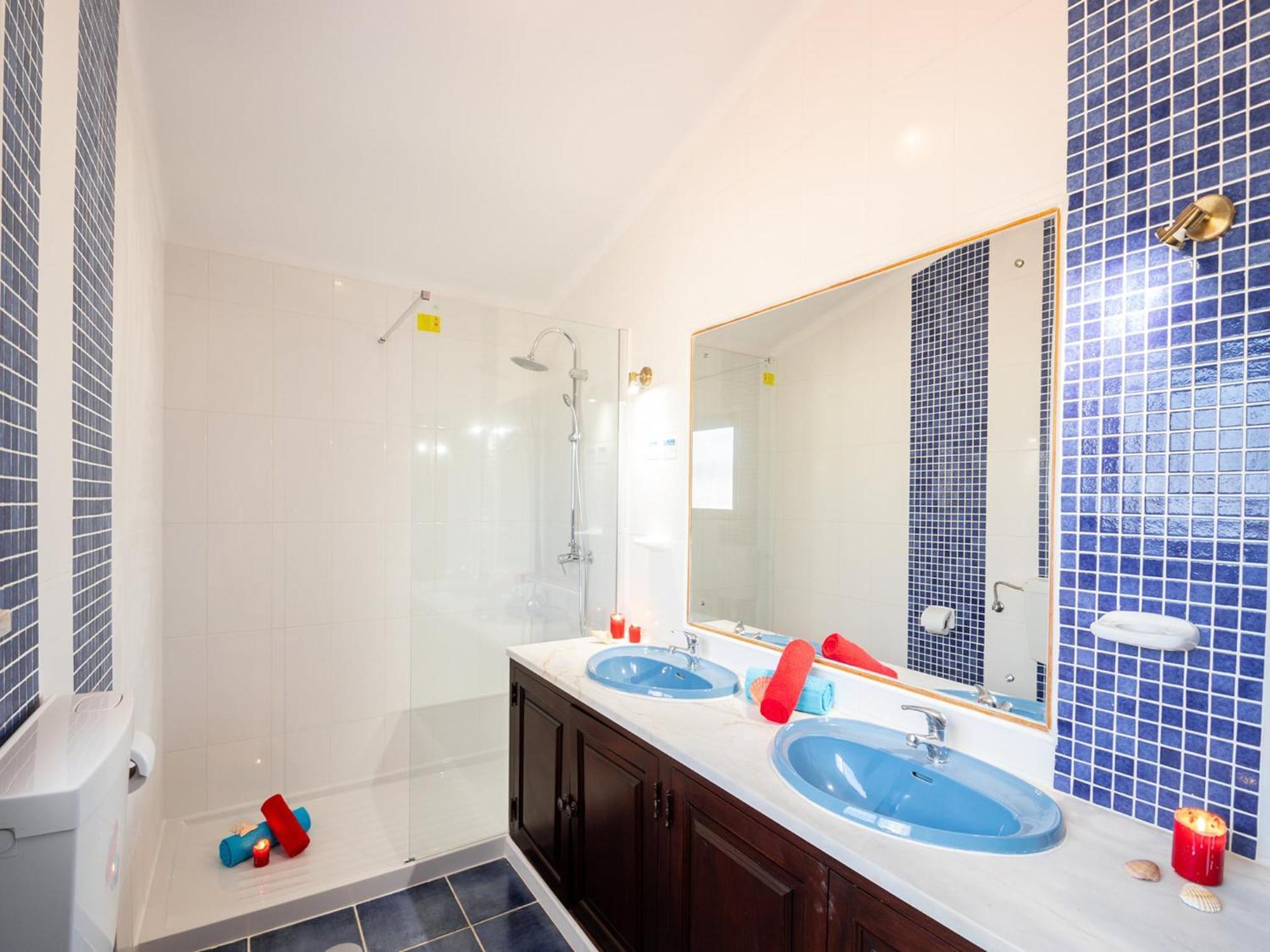 With Heatable Pool Villa *