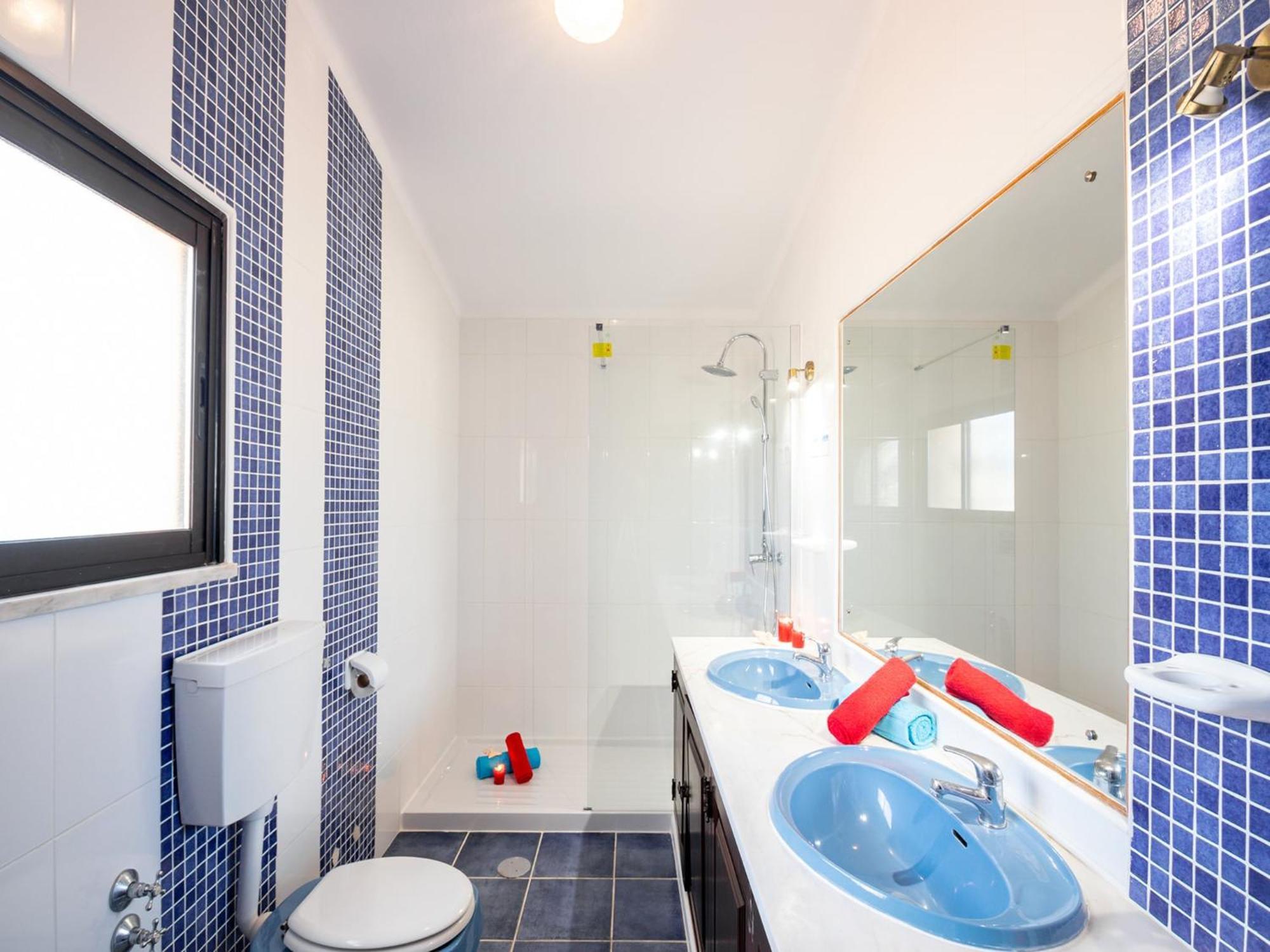 With Heatable Pool Villa Albufeira
