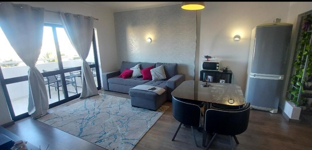 Spot Com Piscinas Exteriores E Interior! Apartment