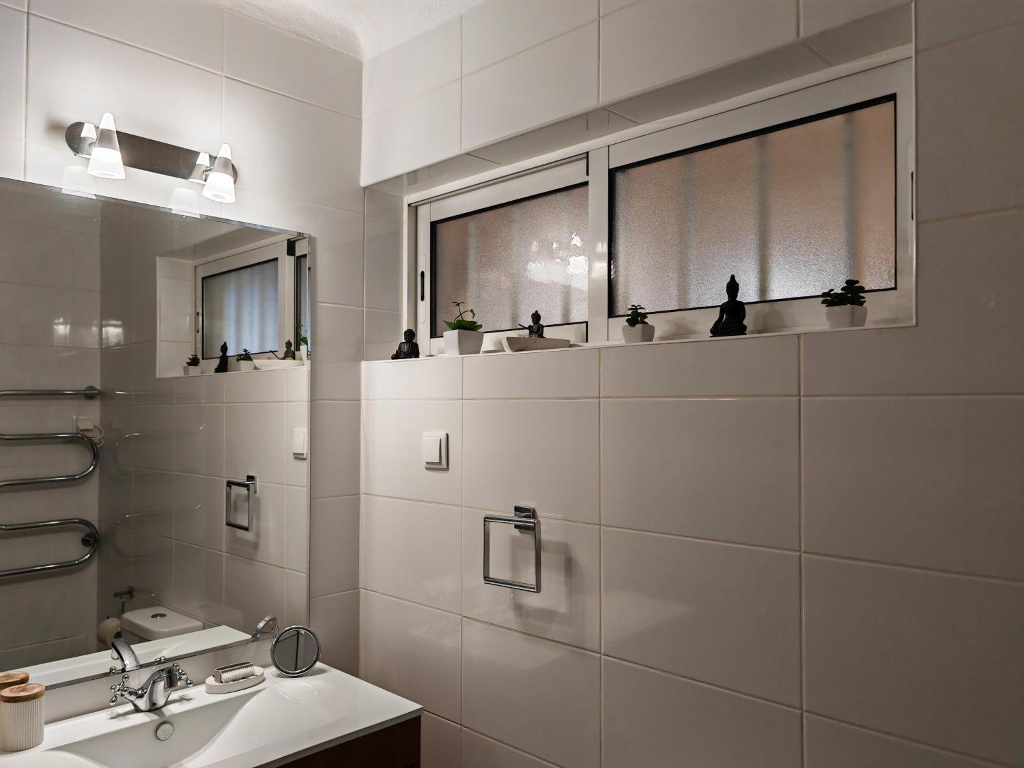 Oura Com Piscina E Vista Mar Apartment *