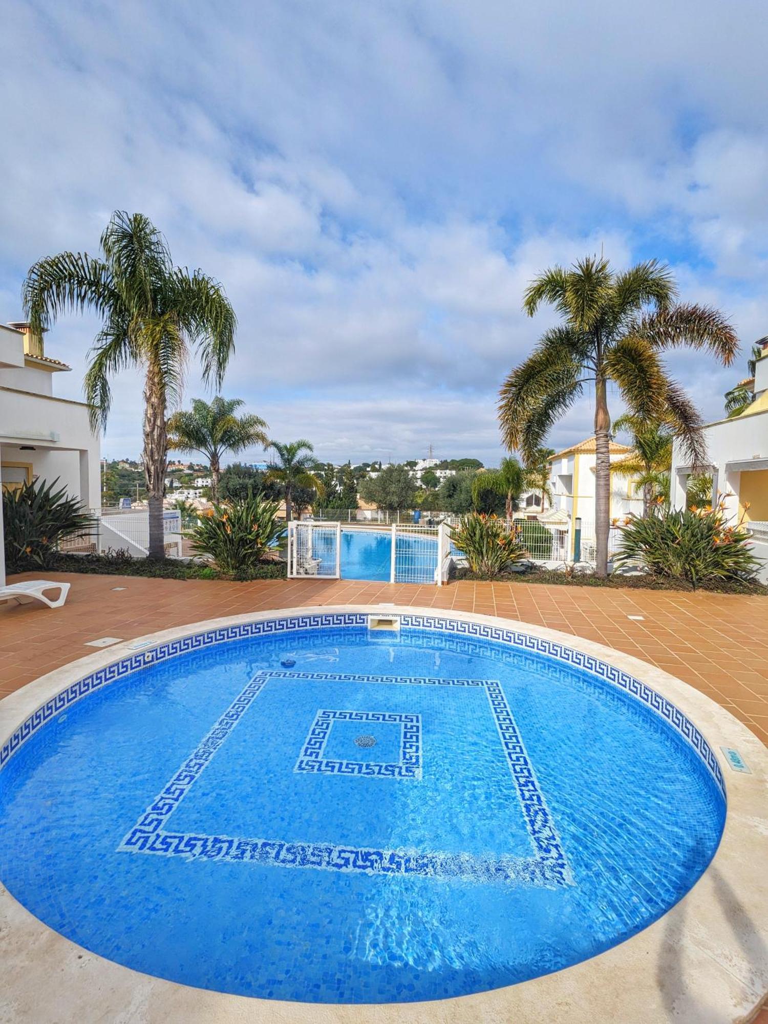 Farm Village- Townhouse 2 Mins From Old Town Albufeira Holiday home