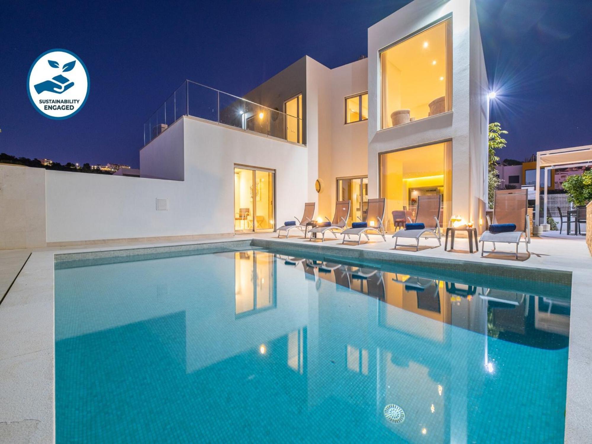 Villa Fantastic Villa,with Private Pool