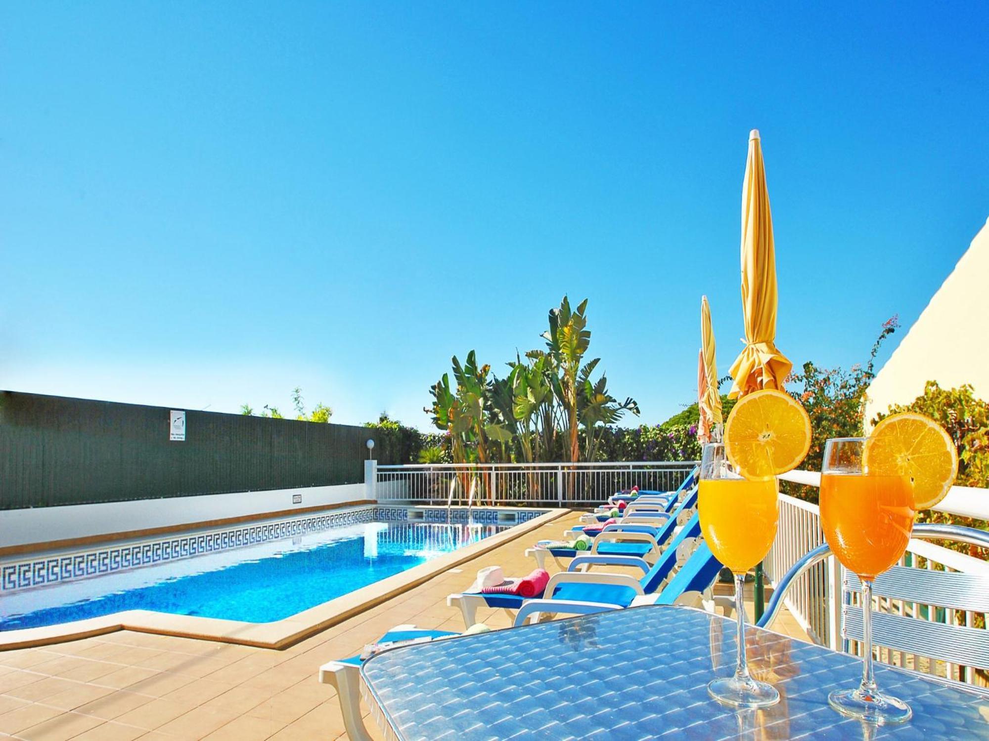 Charming With Pool * Albufeira