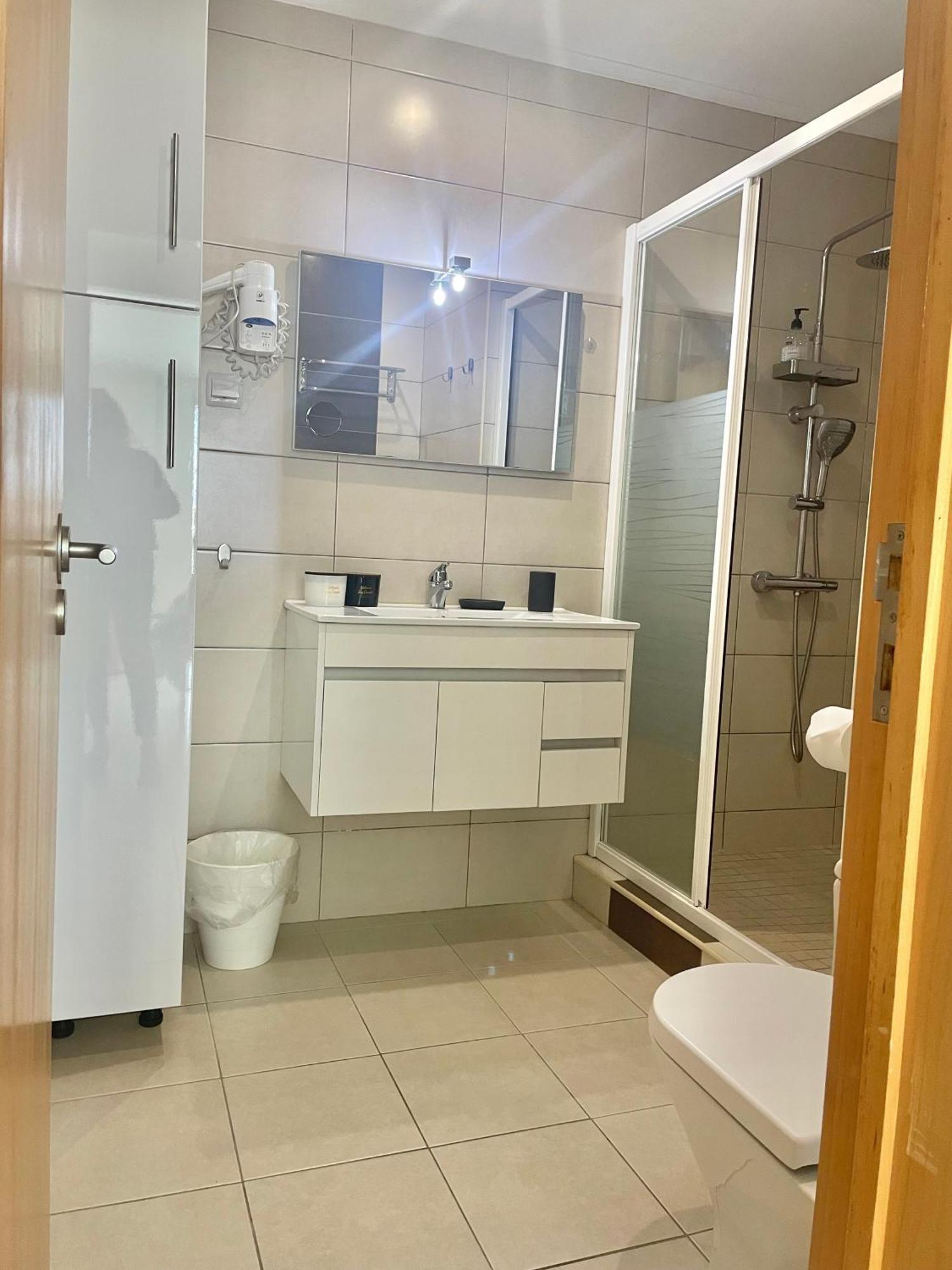 Bayview 106