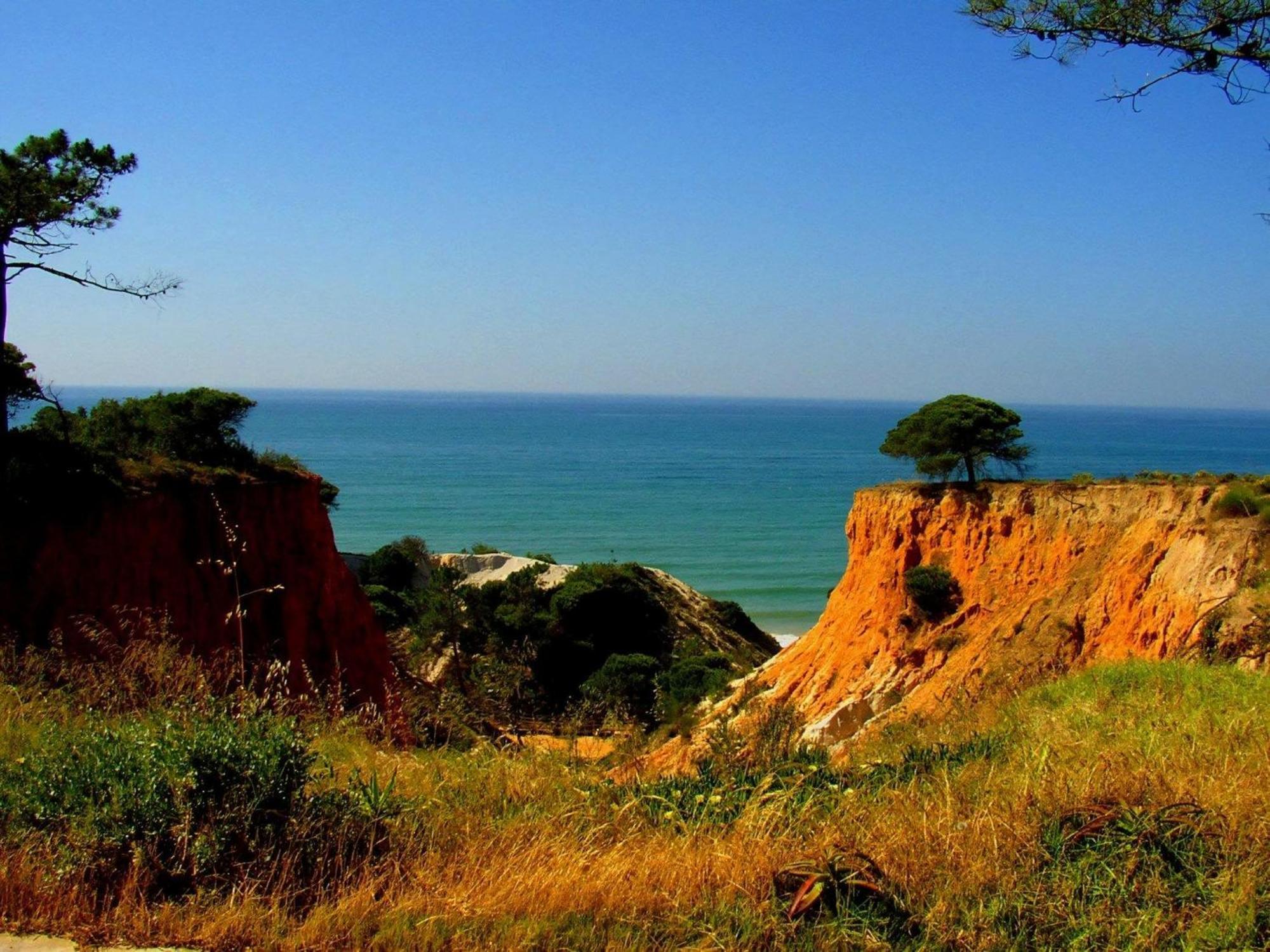 In Olhos De Agua Mit Gemeinschaftspool Und Schoener Aussicht * Albufeira