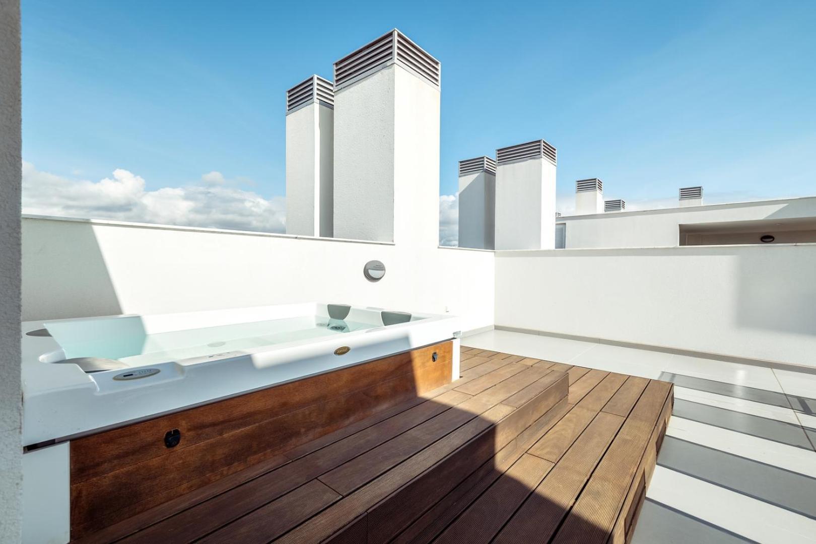 Penthouse Isabela Vistamar - Rooftop & Jacuzzi * Albufeira