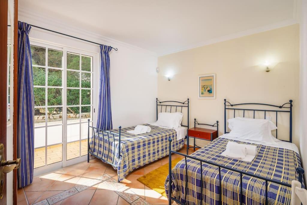 7 Bedroom Private Tenazinha Ii, With Pool Villa *