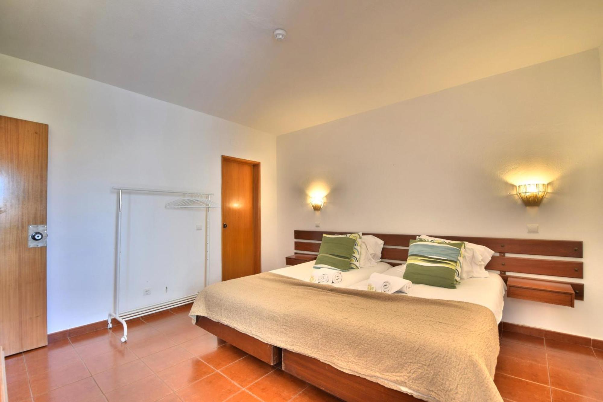 Beguest Oura Vilanova Apartment