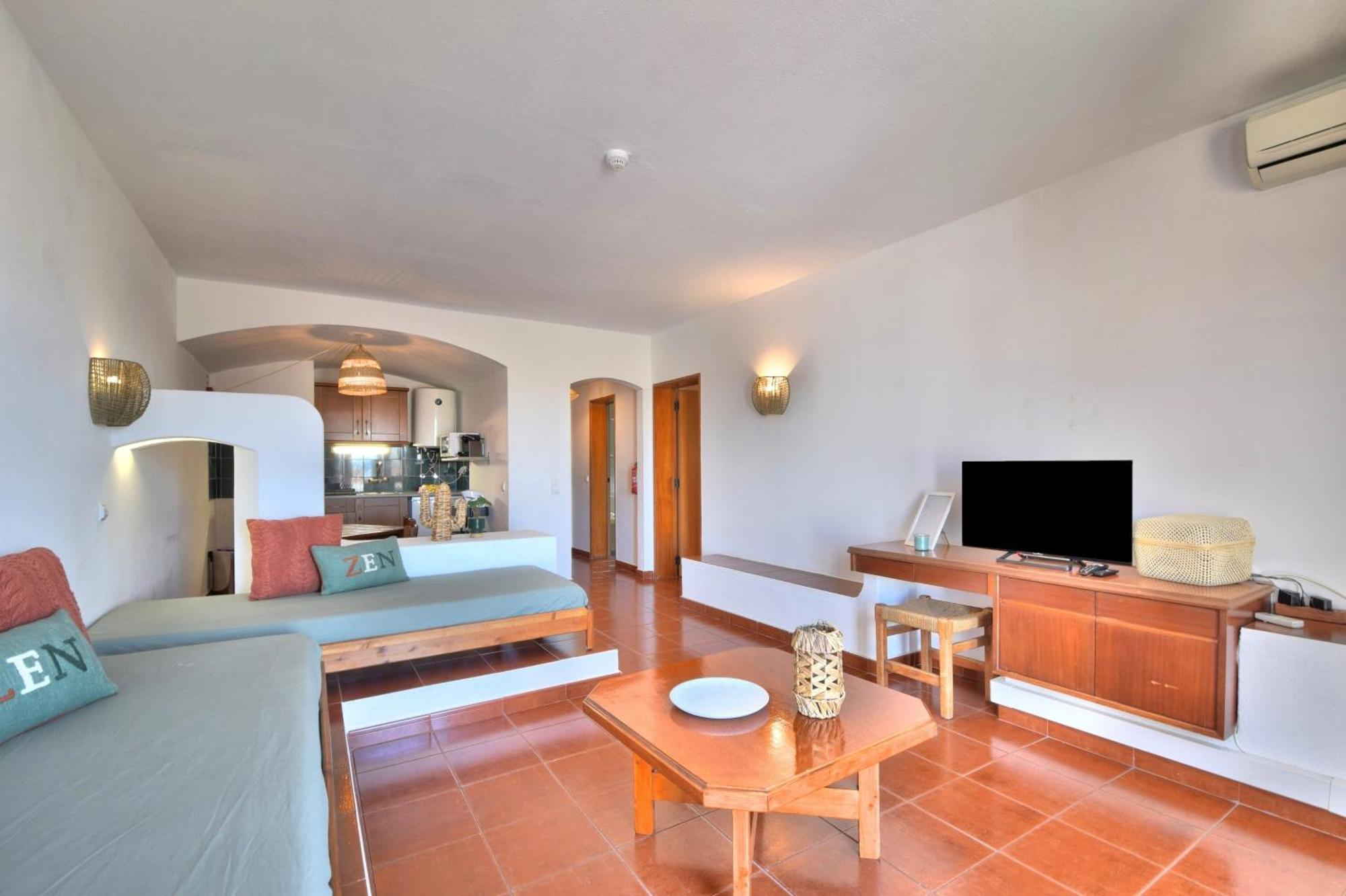 Beguest Oura Vilanova *