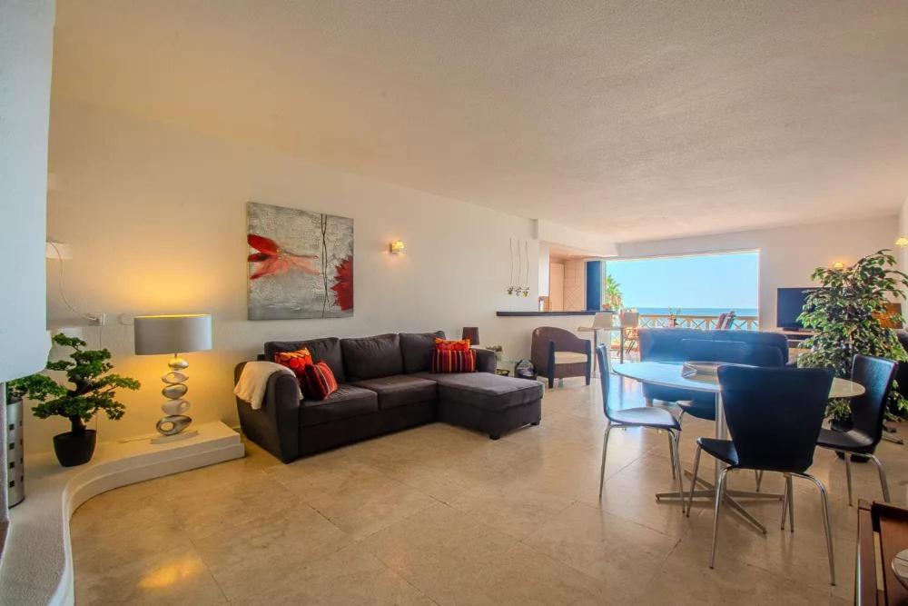 Ocean Bliss - Panoramic Sea View - 20m To - 2 Swimming Pools - Private Parking Apartamento