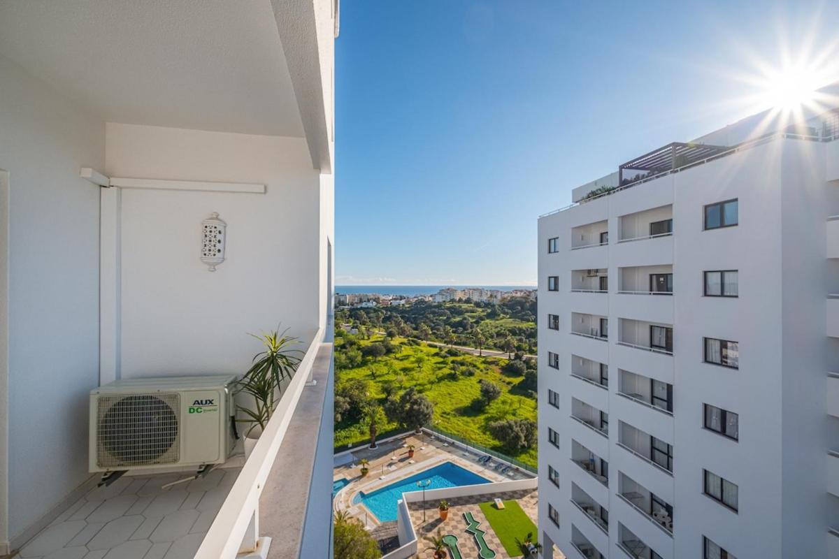 Apartment Cozy With Indoor Pool Albufeira