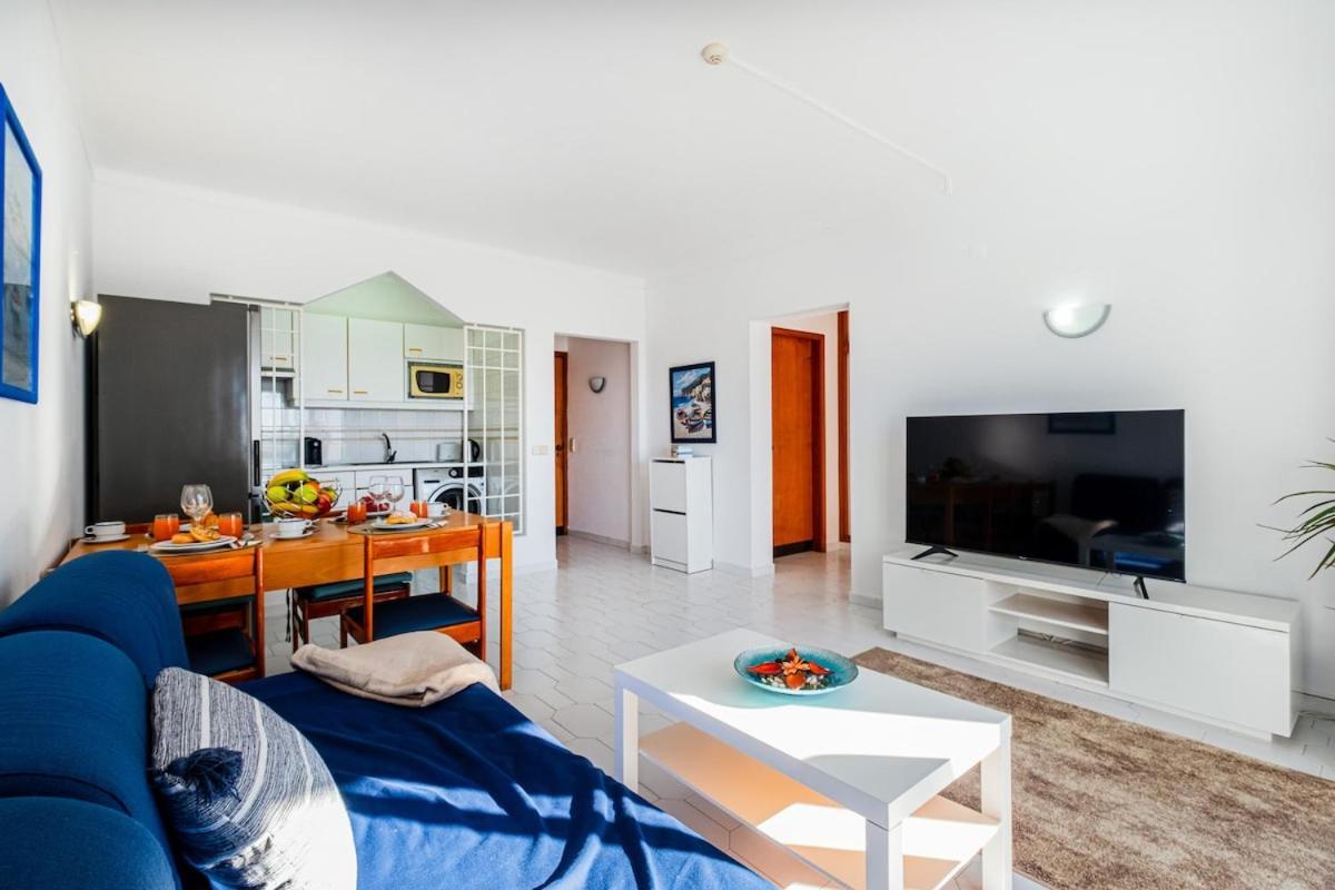 Cozy With Indoor Pool Albufeira