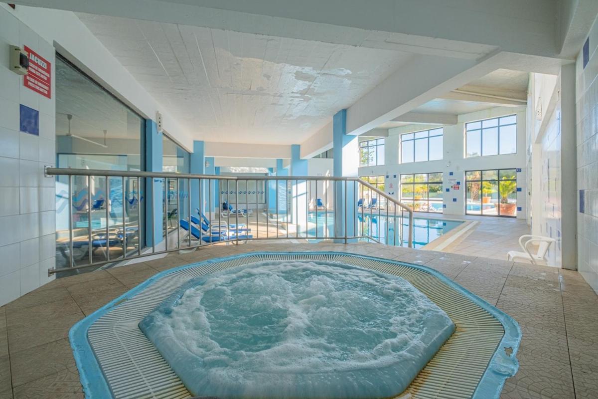 Apartment Cozy With Indoor Pool *