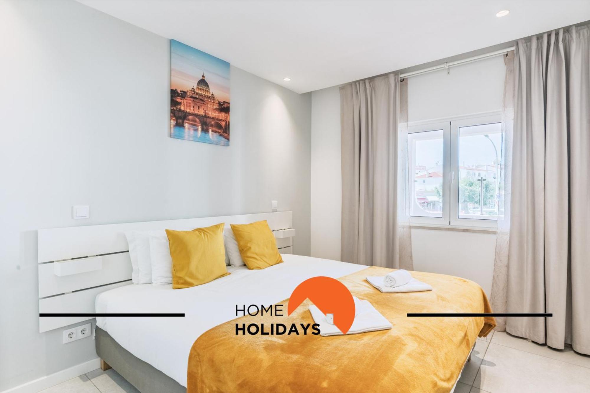 #308 Marcilia By Holidays Apartment