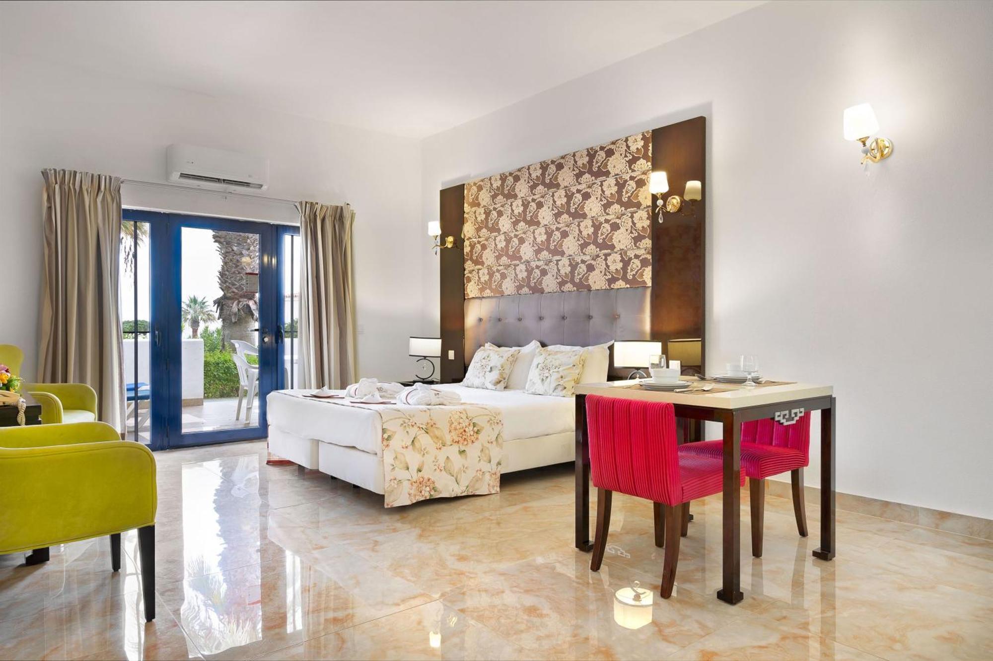 Grand Muthu Oura View Beach Club