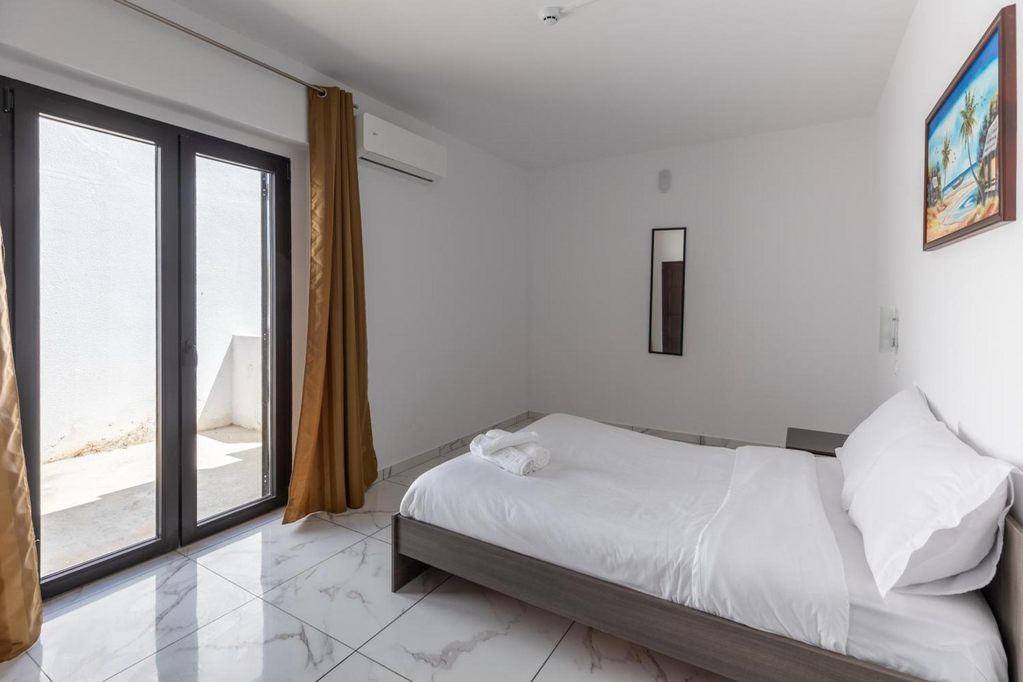 Magna Oura Hotel 3*
