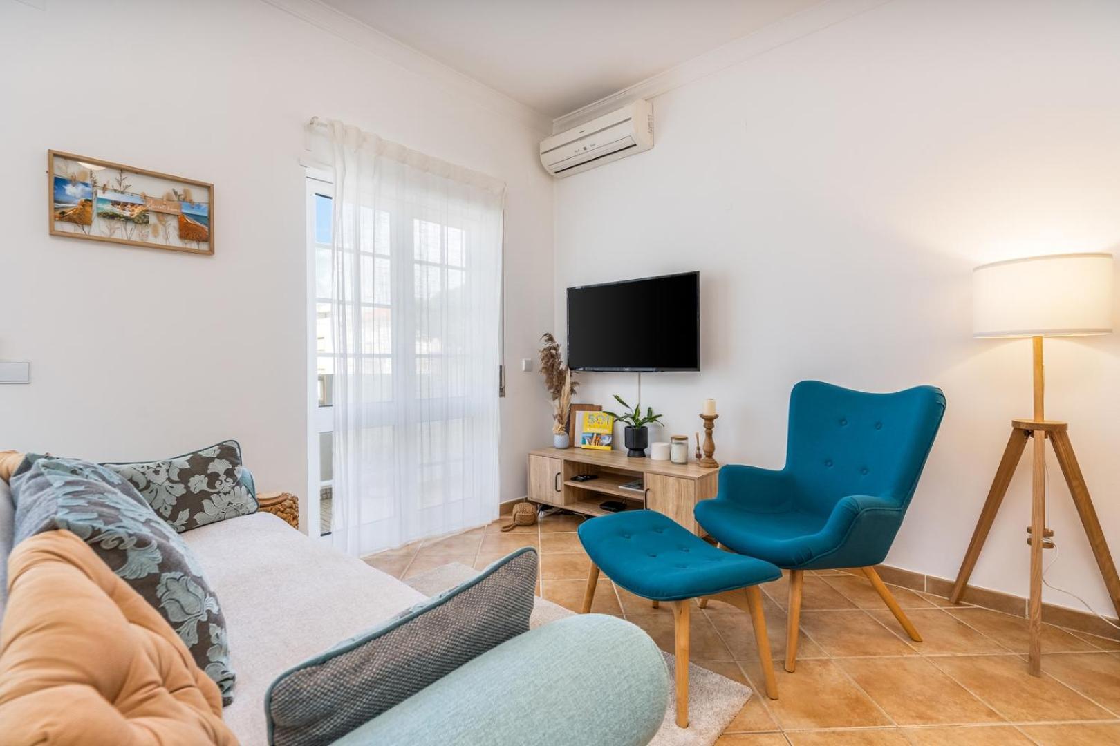 Hostwise - Sunny Flat W/ Balcony By The Algarve Sea Albufeira