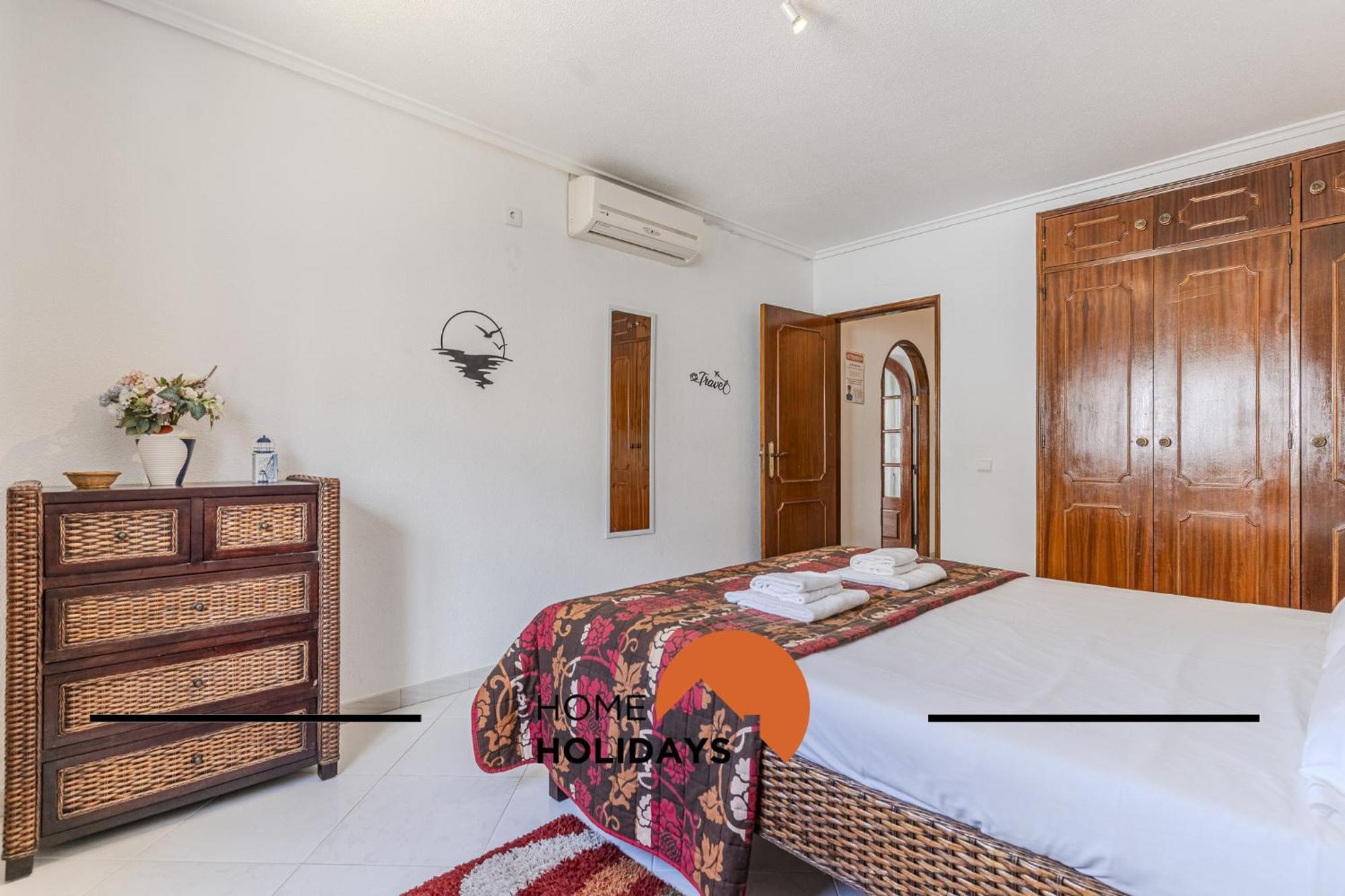 #075 Flat Near Strip Albufeira&5m *