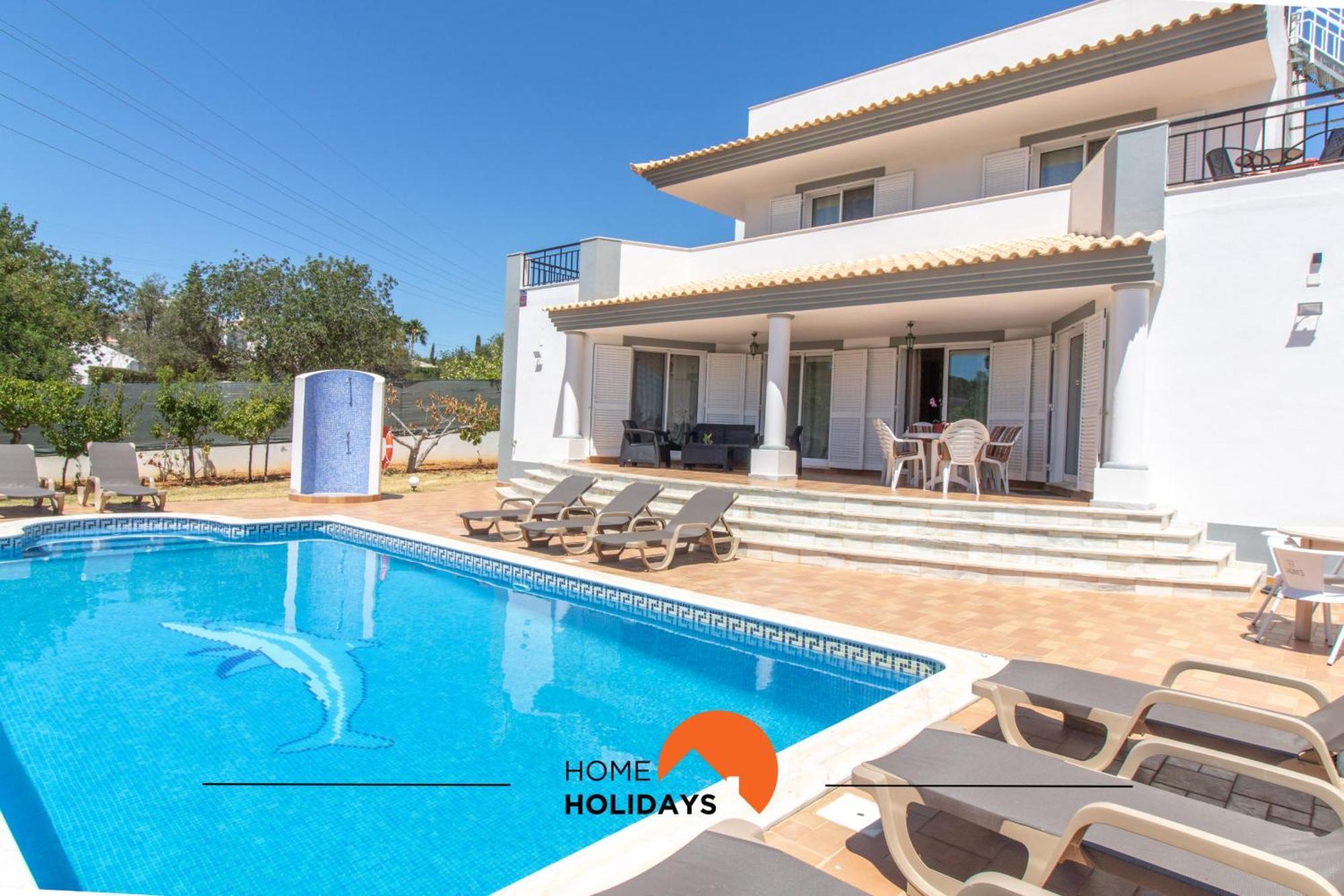 #297 Moderna V3 Com Piscina By Holidays Holiday home