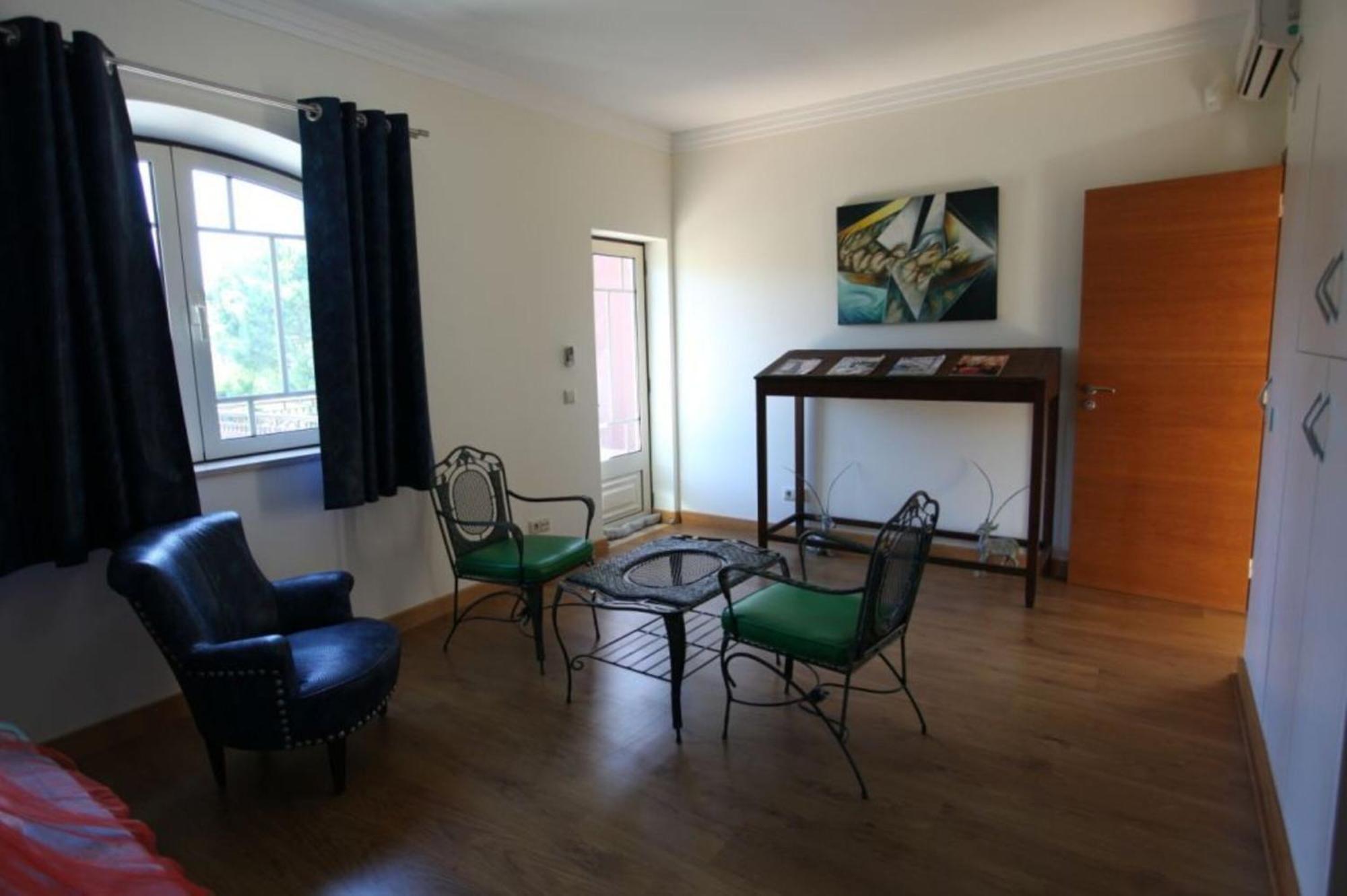 Amazing Portuguese Heroine 6 Bedrooms Stunning Position On The Cliffs Above A Villa