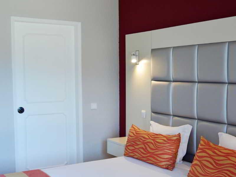 Urban Santa Eulalia 3*