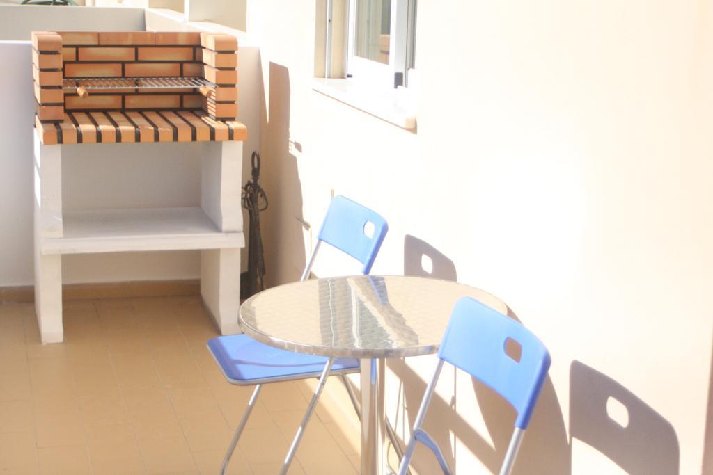 Lovely New W/ Pool Apartment
