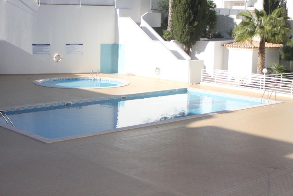 Lovely New W/ Pool *