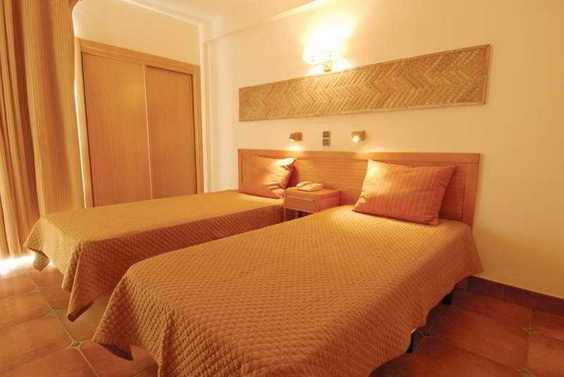Hotel Olhos D'agua 3*