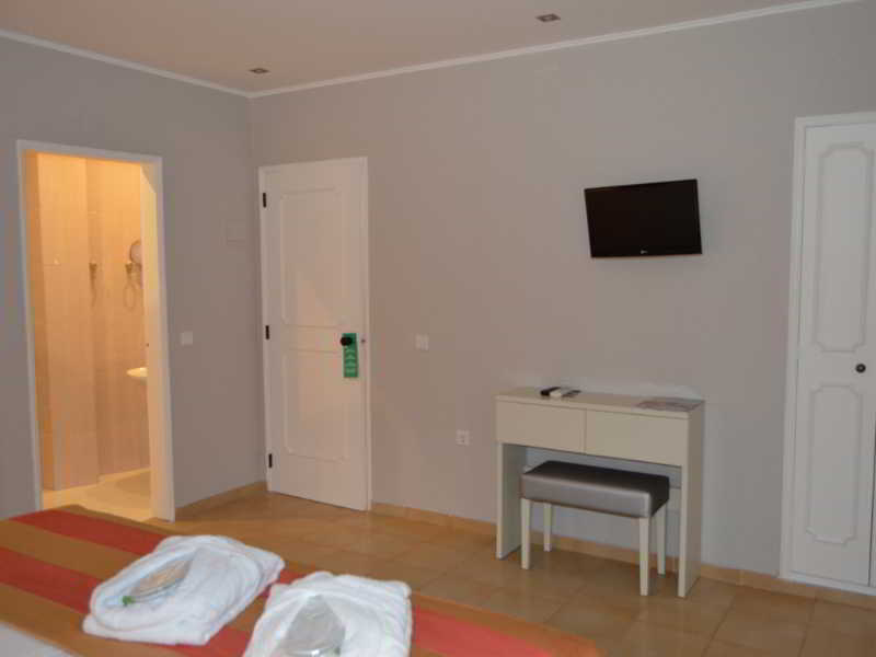 Hotel Urban Santa Eulalia 3*