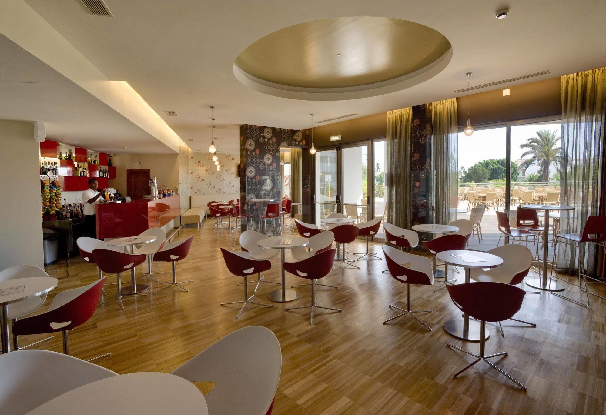 Apart-hotel Alfagar
