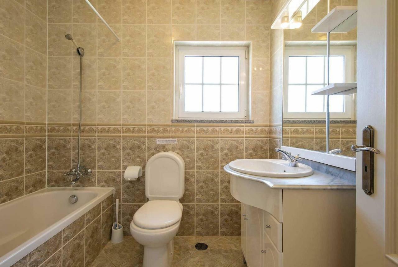Judite Villa