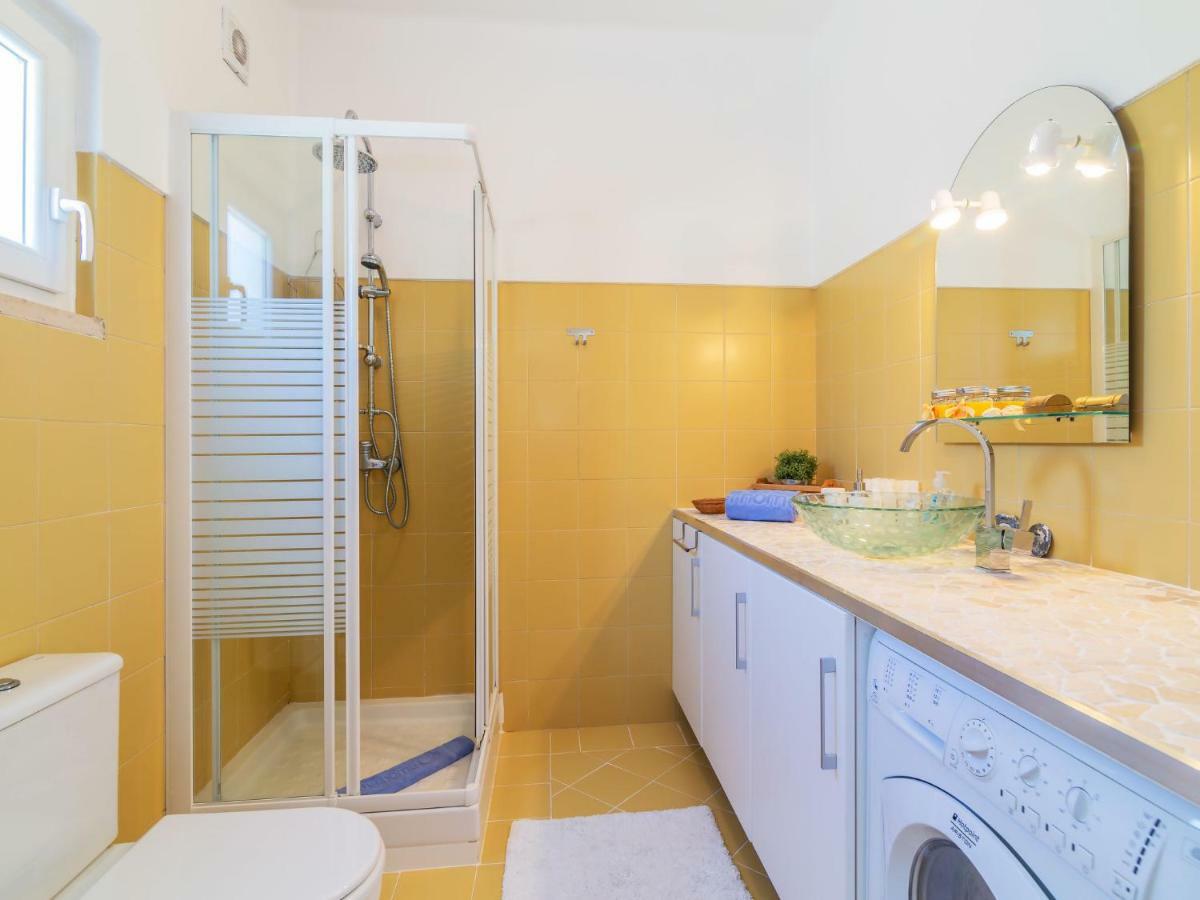 Roberts By Interhome * Albufeira