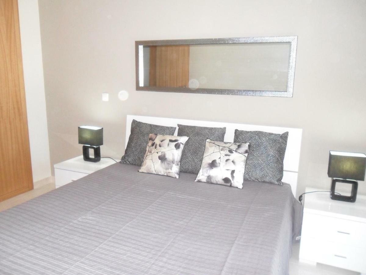 Apartment Lovely 1 Bed - Vista Das Ondas *