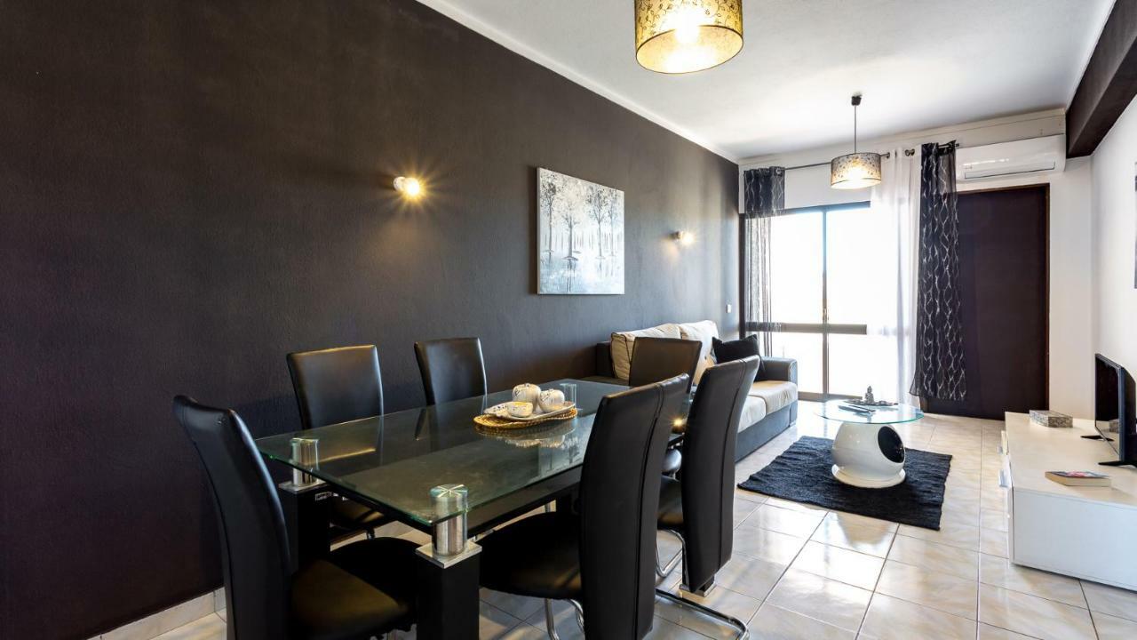 ★ Sea View ★ 1 Minute To Oldtown And ★ * Albufeira