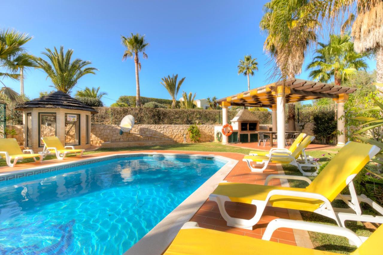 Vivenda Alegria Villa *